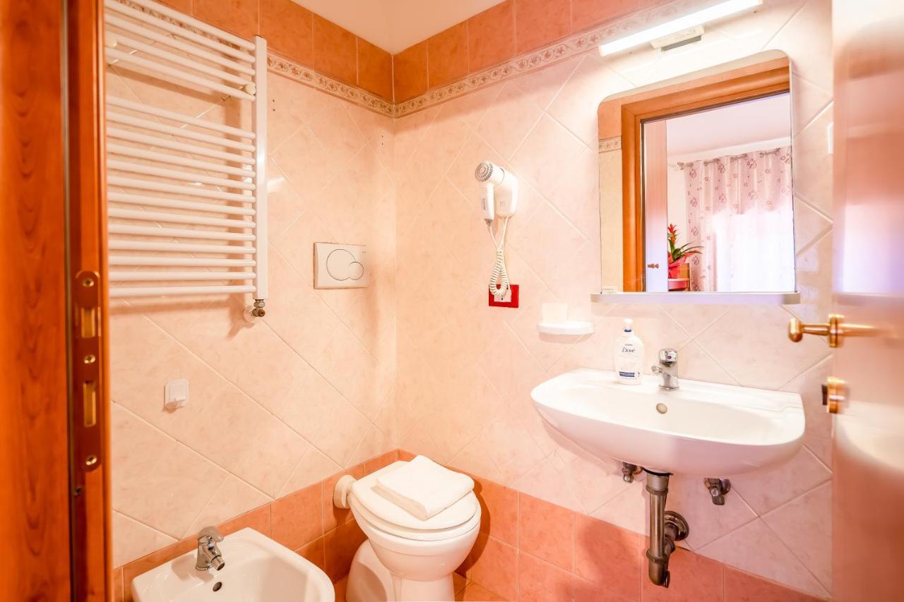 Booking Now Rome-Address Via Palestro,56- Breakfast Included Exterior photo